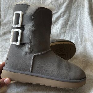 UGG Bailey Fashion Buckle color gray